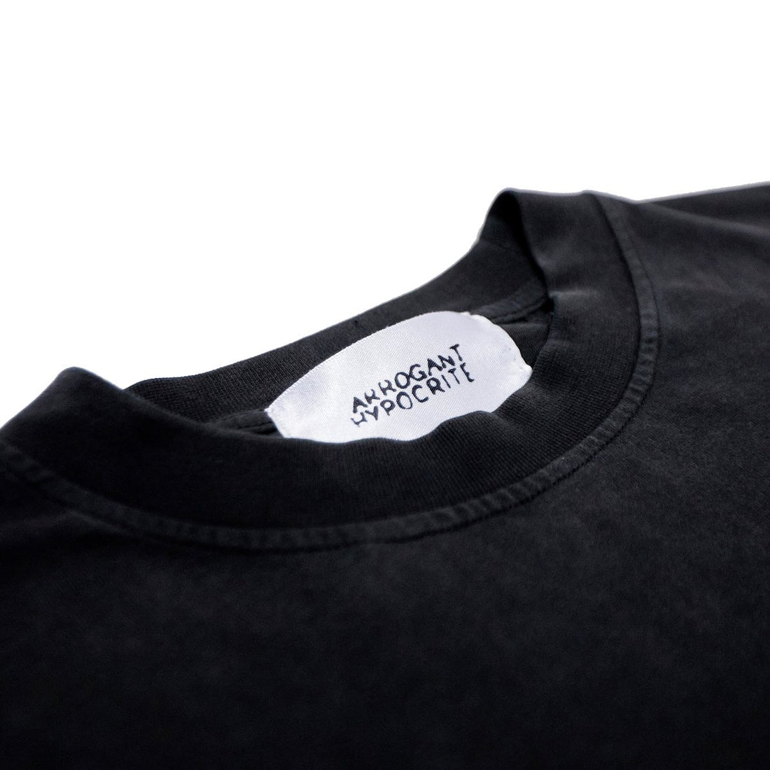 ARROGANT HYPOCRITE OVERSIZED TEE [CHARCOAL]