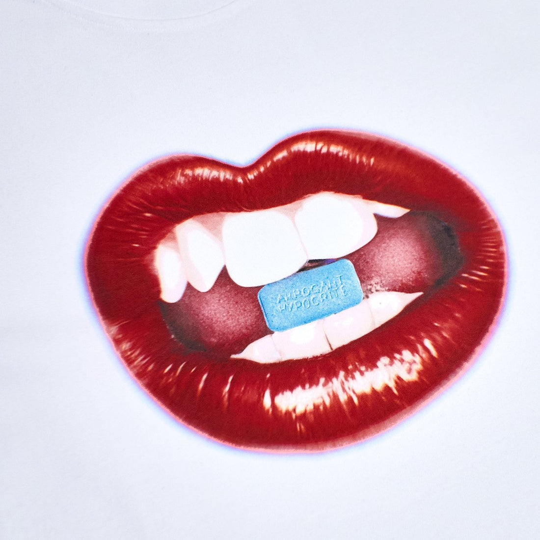 'THE PILL' REGULAR-FIT TEE [WHITE]